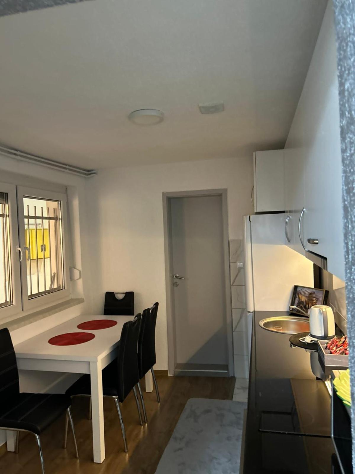 Apartman Hana サラエヴォ エクステリア 写真